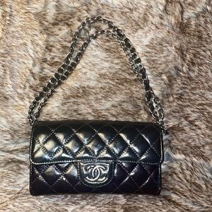 Chanel flapback Wallet.